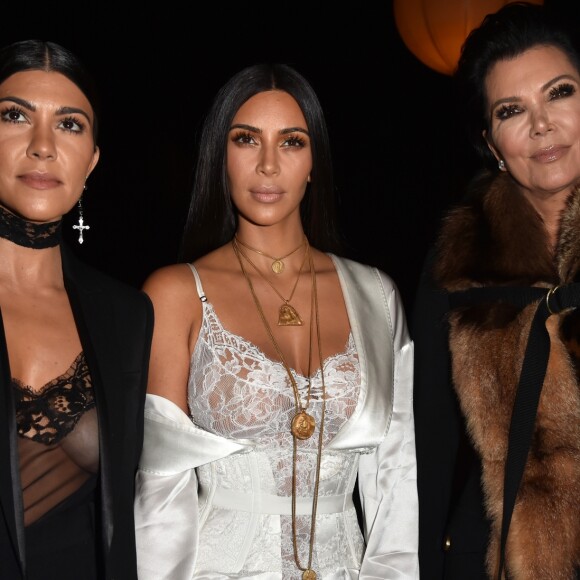 No reality 'Keeping Up With The Kardashians', Kim Kardashian contou que sofreu de placenta acreta em suas duas gestações e teve sequelas no órgão: 'Os médicos acreditam não ser seguro eu conceber um filho outra vez'