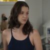 júlia (Nathalia Dill) resolve se afastar de Gui (Vladimir Brichta), achando que Diana (Alinne Moraes) está grávida dele, na novela 'Rock Story'