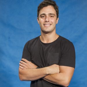 Thiago Rodrigues recebeu críticas e explicou que não defendeu o comportamento de José Mayer