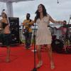 Emanuelle Araújo canta com a banda Moinho no Hotel Itaipava, em Salvador, na Bahia