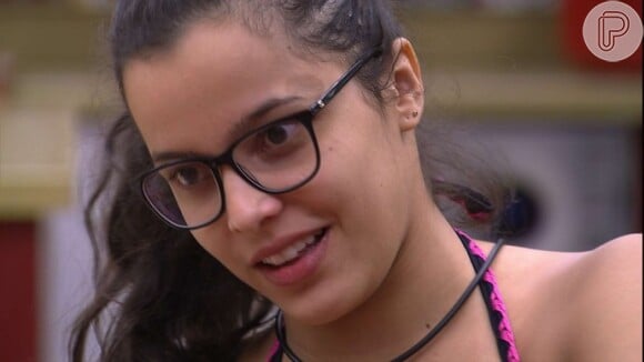 'Mesmo com nossos ranços, com nossas brigas, eu gosto de ti', diz Emilly para Marinalva no 'Big Brother Brasil 17'