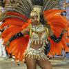 Roberta Rodrigues mostrou samba no pé no desfile da Grande Rio