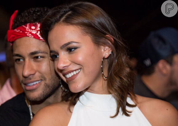 Bruna Marquezine e Neymar se divertiram ao encontrar Nicky Jam