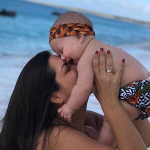 Grávida do segundo filho, Thais Fersoza já é mãe de Melinda, de 8 meses