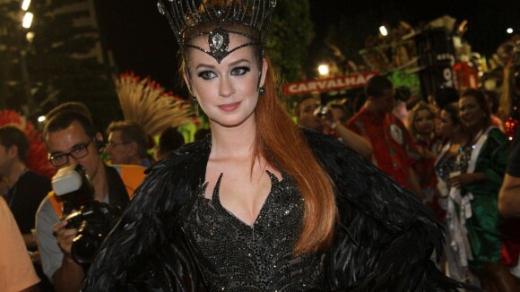 Marina Ruy Barbosa estreia no Carnaval com fantasia comportada: 'Sou novinha'
