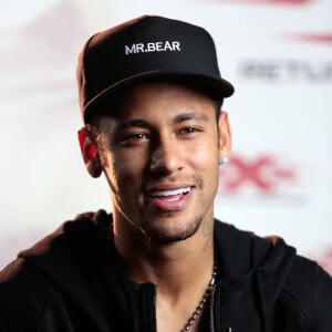 Neymar compartilhou o momento de atividades físicas em seu perfil do Instagram, nesta sexta-feira, 7 de abril de 2017