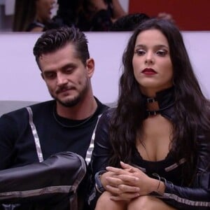 Emilly indica Marinalva ao Paredão