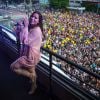 Anitta canta para multidão na Avenida Paulista