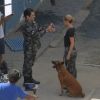 Paolla Oliveira grava cenas de 'A Força do Querer' no Batalhão de Ações com Cães (BAC), em Olaria, Rio de Janeiro, nesta segunda-feira, 10 de abril de 2017