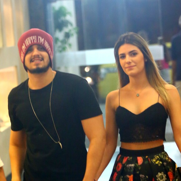 Luan Santana é namorado de Jade Magalhães e assumiu ser ciumento: 'Coisa que tenho que trabalhar'