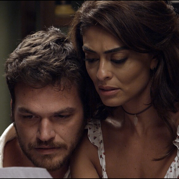 'Qual é a tua, Caio? Tumultuar meu casamento?', diz Bibi (Juliana Paes) a Caio (Rodrigo Lombardi) se referindo ao seu relacionamento com Rubinho (Emilio Dantas), na novela 'A Força do Querer'
