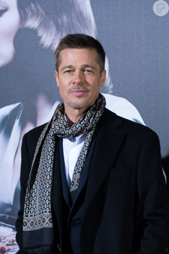 Brad Pitt foi visto em clima de paquera com a atriz Sienna Miller