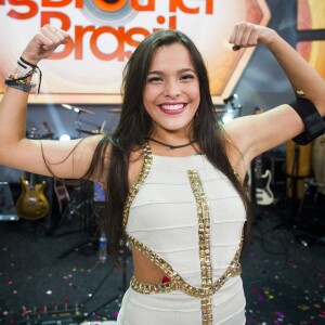 Emilly se assustou ao ver milhares de admiradores em sua torcida e internautas lhe seguindo nas redes sociais: 'Eu não estou sabendo lidar com meus fãs, com esse 1 milhão de seguidores que já tenho. Isso é muito melhor do que no meu sonho. É surreal. Fui totalmente eu todos os dias, lutei muito. Tanta gente gostou de mim pelo o que eu sou'