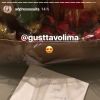 Grávida do primeiro filho, Andressa Suita ganhou chocolates do marido, Gusttavo Lima, e postou vídeo no Instagram na noite de sexta-feira, 13 de abril de 2017