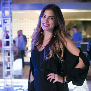 Grávida do primeiro filho, Bruna Hamú falou sobre as mudanças no corpo