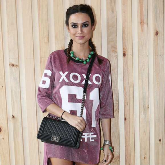 Thaila Ayala completa 21 anos nesta sexta-feira, 14 de abril de 2017