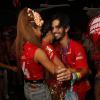 Sophie Charlotte e Thaila Ayala dançam muito em camarote no Rio