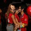 Sophie Charlotte e Thaila Ayala se divertem com dança 'sanduíche' em camarote no Rio