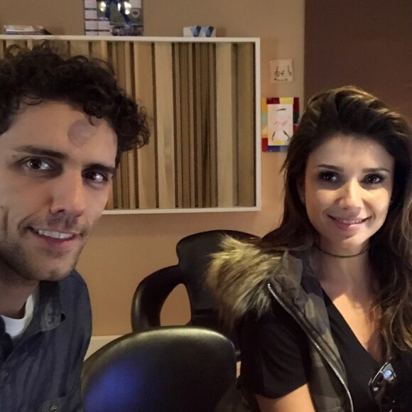 Recentemente, Paula Fernandes negou os rumores de romance com o tenor Thiago Arancam