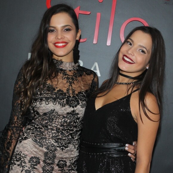 Emilly conheceu Laura e Bia Bonemer através da irmã gêmea, Mayla, em sua festa como campeã do 'BBB17', na última quinta-feira, 13 de abril de 2017