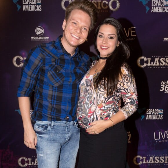 Thais Fersoza, grávida de 5 meses, e Michel Teló fazem música para homenagear o segundo filho do casal: 'Presente do Senhor'