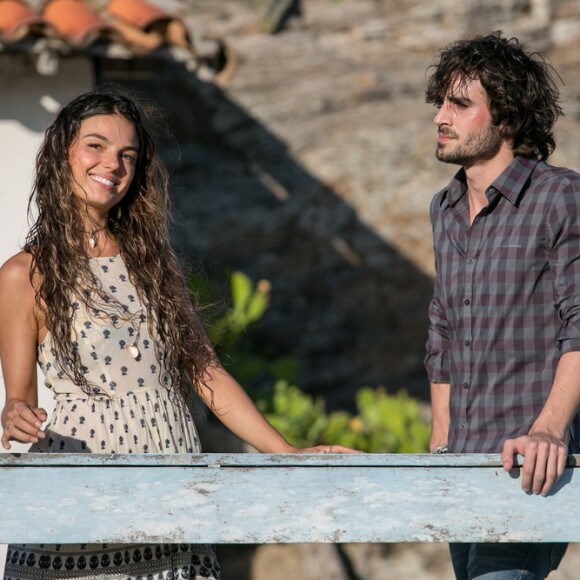 Ritinha (Isis Valverde) faz Ruy (Fiuk) perceber que a ama, e ele decide se casar com ela, na novela 'A Força do Querer', em 2 de maio de 2017