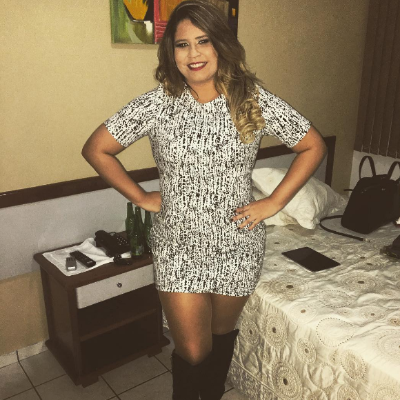 Marilia Mendonça é muito feliz em seu relacionamento com o noivo, Yugnir Ângelo: 'Arranjei uma pessoa maravilhosa que fica entre o trabalho dele e cuidar de mim'
