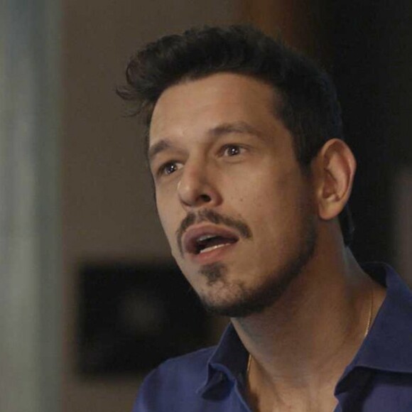 Colocando seu plano em prática, Lázaro (João Vicente de Castro) tira Mariane (Ana Cecília) da cadeia e informa que Zac está precisando dela, no capítulo que vai ao ar sábado, dia 06 de maio de 2017, na novela 'Rock Story'