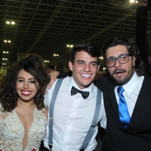 Gabi Flor, Antonio e Ilmar se encontraram no casamento de Elis Nair, ex-participante do 'BBB17', e Luiz Carlos