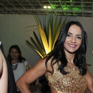 Marinalva posou no casamento de Elis Nair, ex-participante do 'BBB17', e Luiz Carlos
