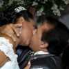 Casamento de Elis Nair, ex-participante do 'BBB17', e Luiz Carlos foi em uma feira de noivas e reuniu 300 convidados