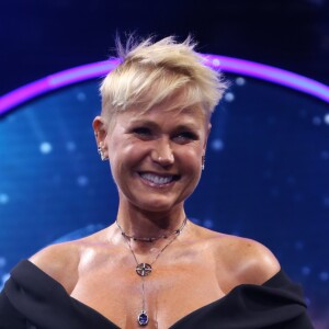 Xuxa foi elogiada ao estrear a competição 'Dancing Brasil'