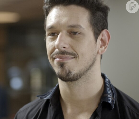 Lázaro (João Vicente de Castro) cobrou uma indenização milionária de Gui (Vladimir Brichta), na novela 'Rock Story'