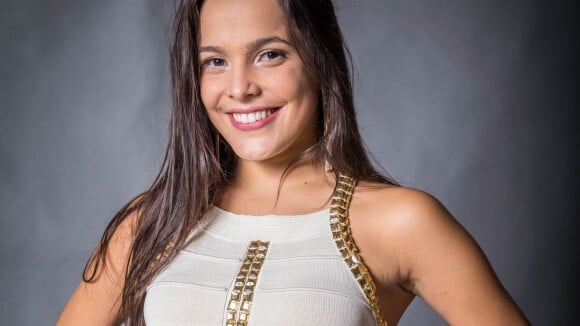 Ex-BBB Emilly Araújo quer investir na carreira de cantora: 'Sonhadora'