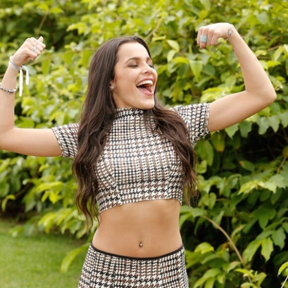 Emilly, campeã do 'BBB17', ganha R$ 20 mil por presença VIP