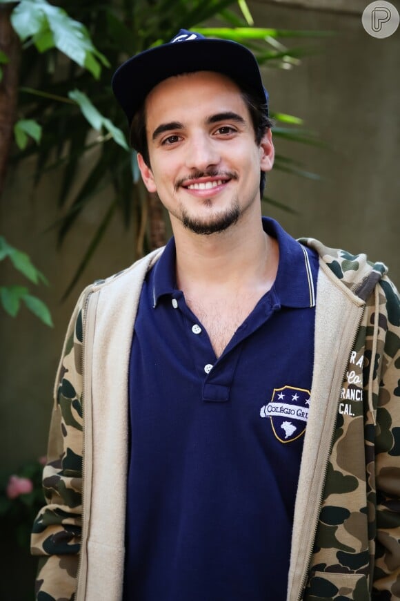 O grafiteiro Felipe (Gabriel Calamari) é um dos alunos do Colégio Grupo e namorado de Clara (Isabella Scherer), em 'Malhação - Viva a Diferença'