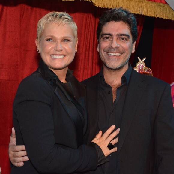 Xuxa conta que já fez loucuras de amor por Junno Andrade
