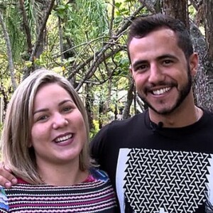 Ex-BBB Matheus Lisboa viveu um romance com a youtuber Maria Claudia no reality show