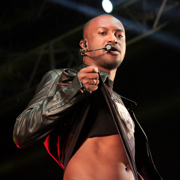 Thiaguinho fez show em São Paulo, nesta quarta-feira, 26 de abril de 2017