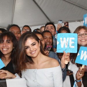 Selena Gomez faz mistério sobre nova temporada de '13 Reasons Why' no 'WE Day'