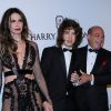 Luciana Gimenez levou o marido, Marcelo de Carvalho, e o filho mais velho, Lucas Jagger, no baile da amfAR, em São Paulo, na noite desta quinta-feira, 27 de abril de 2017