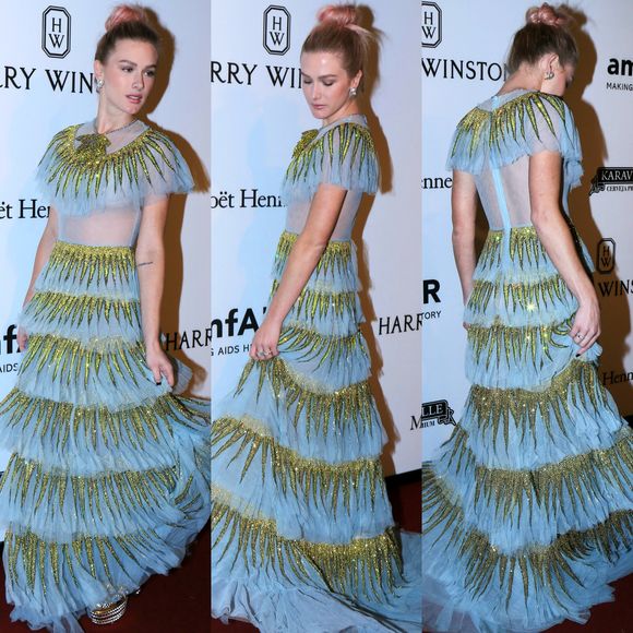Fiorella Mattheis escolheu um vestido Gucci para cruzar o tapete vermelho do amfAR, em São Paulo, na noite desta quinta-feira, 27 de abril de 2017