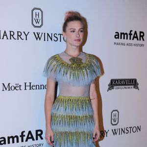Vestido usado por Fiorella Mattheis no baile da amfAR, nesta quinta-feira, 27 de abril de 2017, custa R$ 205.800