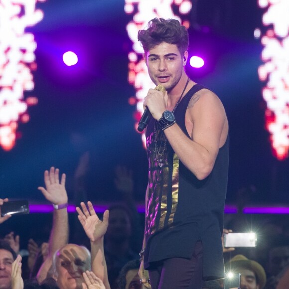 Rafael Vitti, no ar como o cantor Léo Régis na novela 'Rock Story', priorizou a carreira artística nos últimos anos