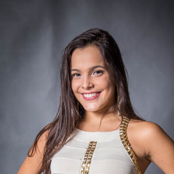 Emilly chegou a dizer que gostaria de atuar com o ator