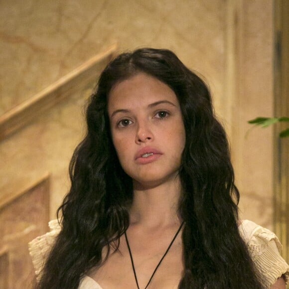 Agatha Moreira está no ar na pele de Domitila na novela 'Novo Mundo'