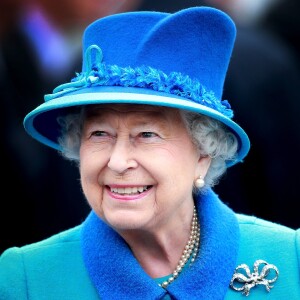 'Ela se parece muito com a rainha! Isso é legal', disse um internauta nos comentários da foto da princesa Charlotte