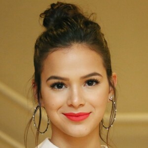 Bruna Marquezine vai interpretar uma princesa e vilã na novela 'Deus Salve o Rei', na faixa das sete
