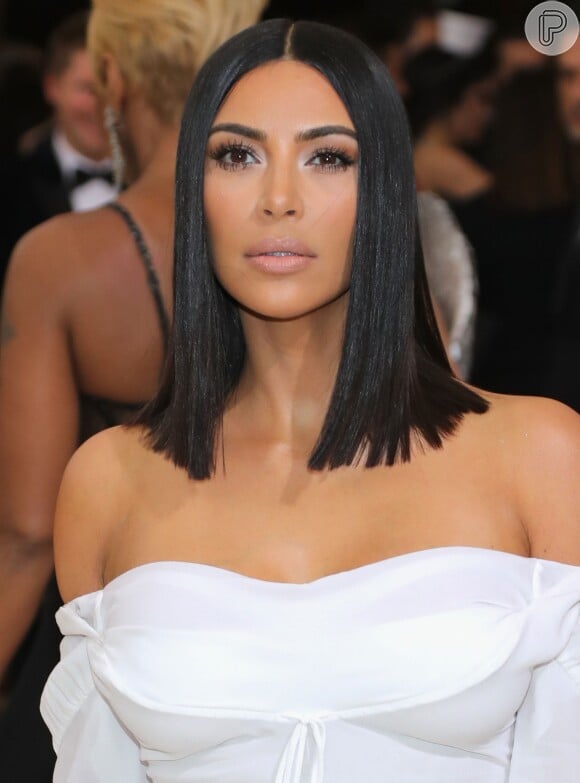 Kim Kardashian não usou joias no MET Gala 2017