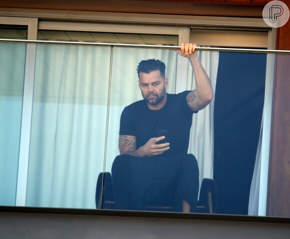 Ricky Martin está no Brasil para gravar o clipe da música 'Vida', que fará parte da trilha sonora da Copa do Mundo de 2014